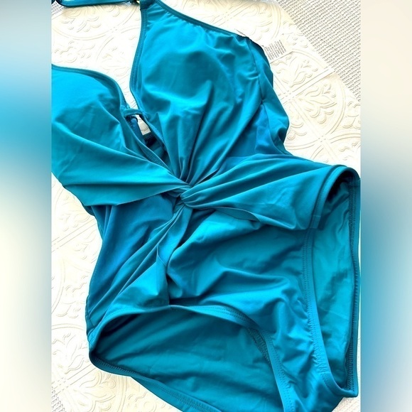 La Blanca One Piece Swimsuit Halter Twist Knot Front Mesh Inserts 4 Peacock 5025 - Picture 2 of 14